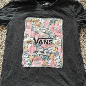 vans tshirt size medium in women’s